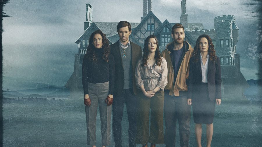 Main cast in “The Haunting of Hill House” on Netflix.