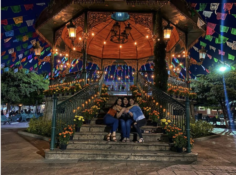 Beautiful day of the dead celebration comes to life!

Ms. Gómez celebrates beautiful day of the dead celebration in her father’s hometown. She went to Jocotepec, Jalisco on October 30,2020 with her mom and two other sisters and spent time with her family.