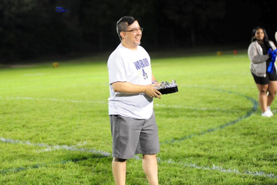 King of the Hill.
After hearing Mr. Kevin Smith announce his last day at Bishop Noll, assistant principal Jaime Cavazos spends his last hours at Bishop Noll at the homecoming football game on Sept.16, 2022. Cavazos helped crown the king and queen at the crowning ceremony during half time of the football game for the very last time. “My last day was very memorable and fun, it’s always super exciting to see the reactions of the winners for homecoming king and queen,” Cavazos said.
